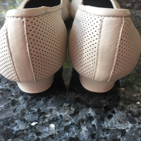 Ros Hommerson Low Heel Wedge Size 9N - Picture 4 of 6